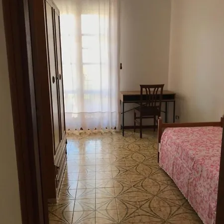 Casa Mariano Iv 오리스타노